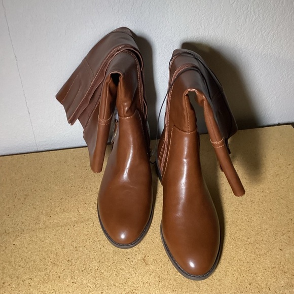 ST. JOHNS BAY BRAND WOMEN'S BROWN HIGH ZIP RIDING BOOTS SIZE 8 - Picture 3 of 6